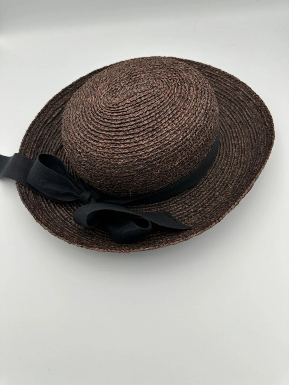 Helen Kaminski Brown Raffia Hat Fits like a small Excellent Like New